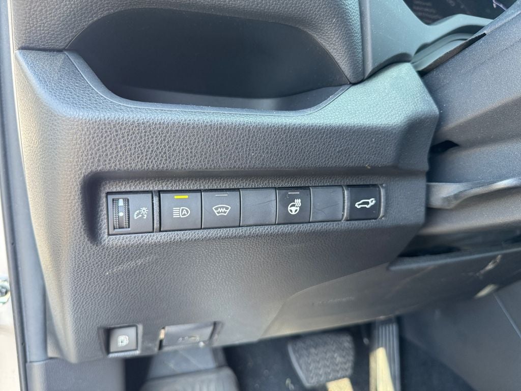 2024 Toyota RAV4 Prime SE