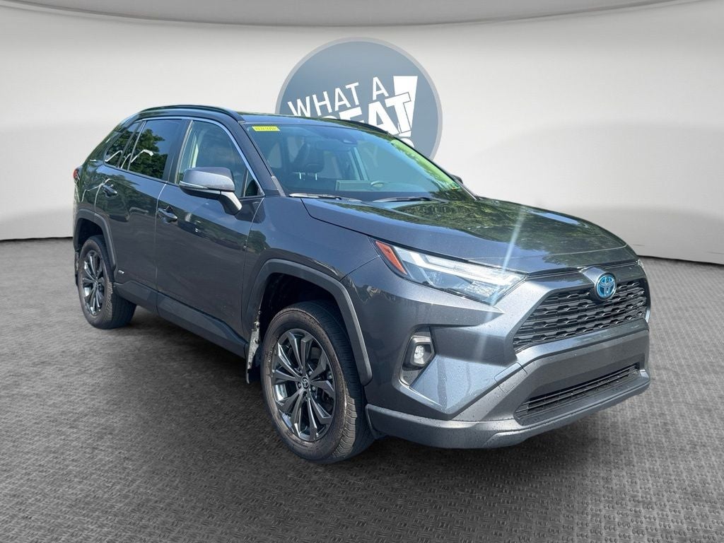 2022 Toyota RAV4 Hybrid XLE Premium