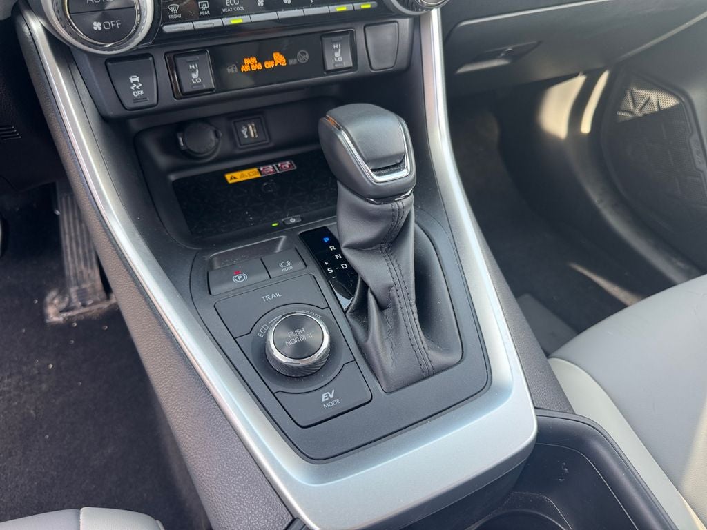 2023 Toyota RAV4 Hybrid XLE Premium