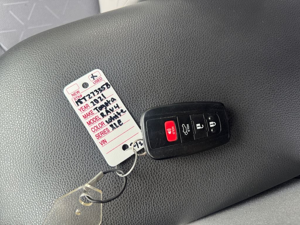 2021 Toyota RAV4 XLE