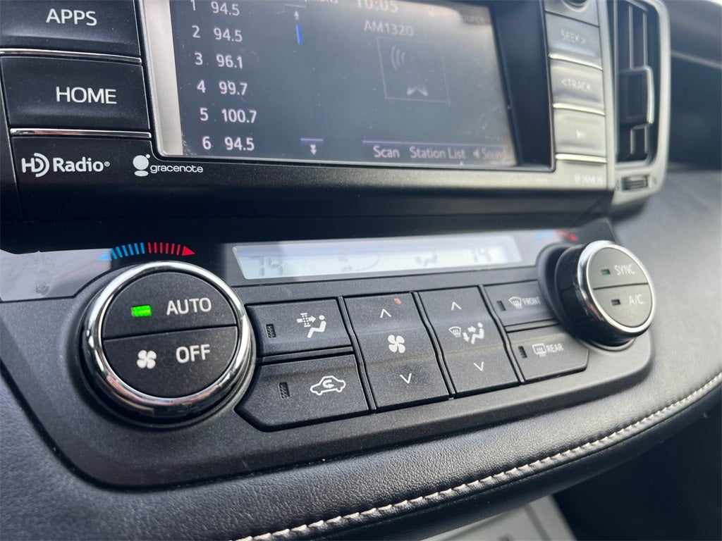 2017 Toyota RAV4 XLE