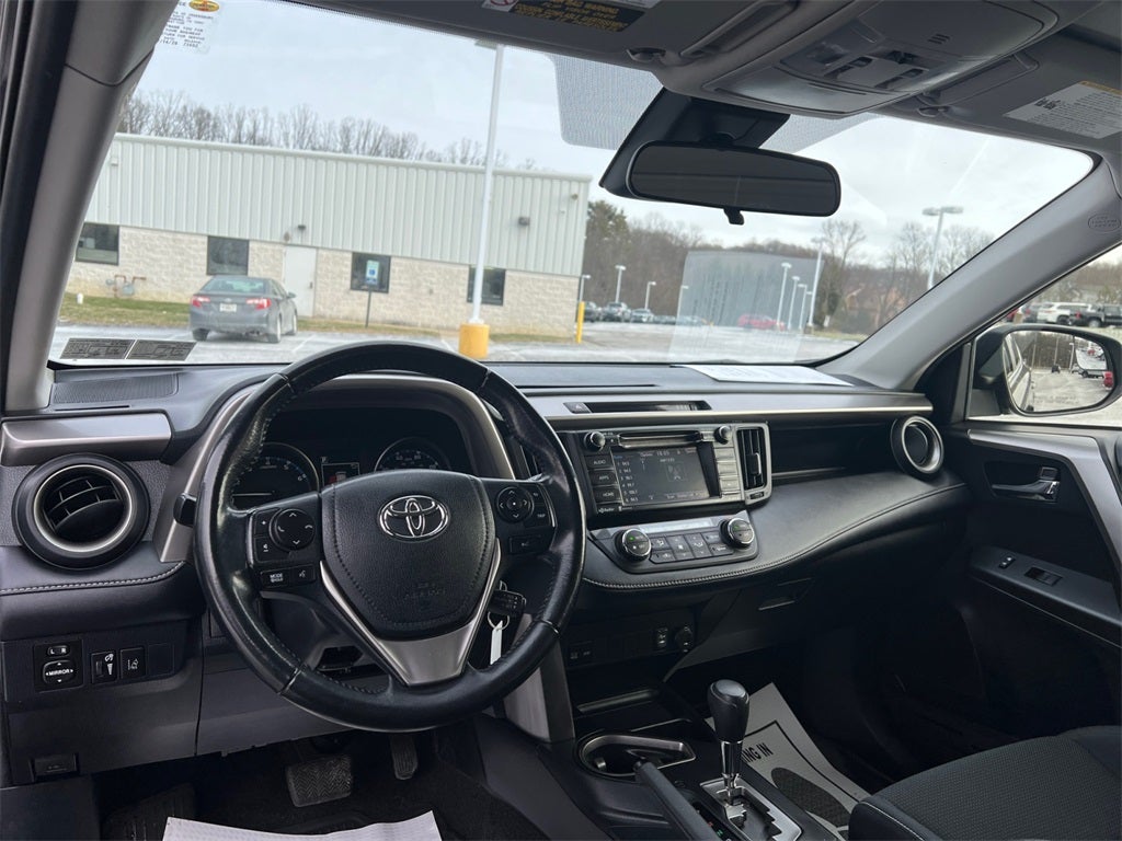 2017 Toyota RAV4 XLE