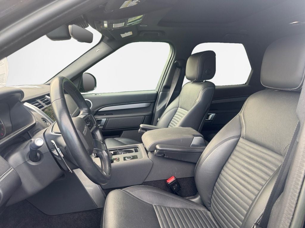 2023 Land Rover Discovery S R-Dynamic