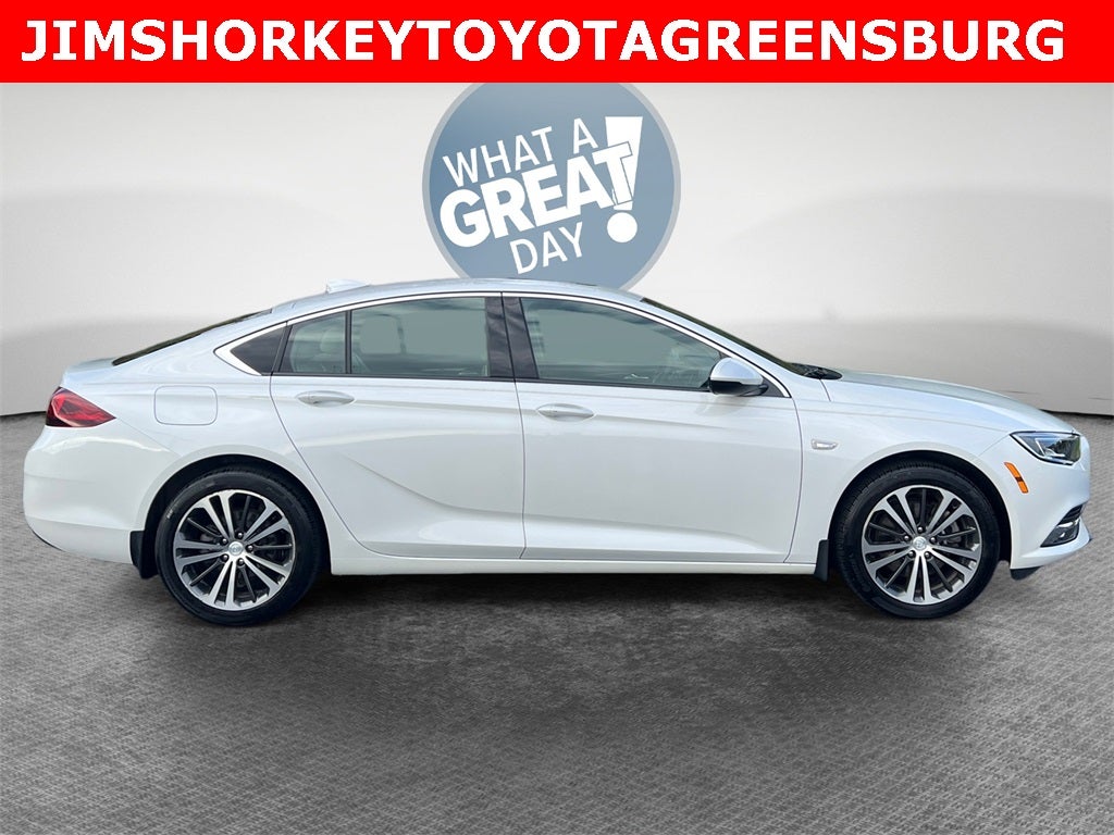 2019 Buick Regal Essence