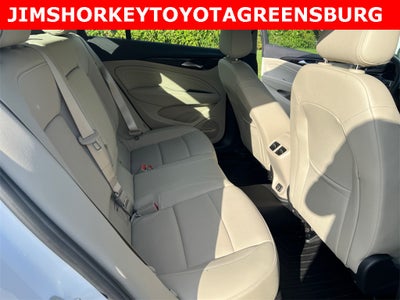 2019 Buick Regal Essence