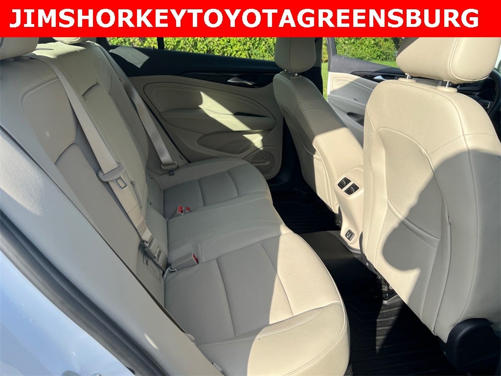 2019 Buick Regal Essence