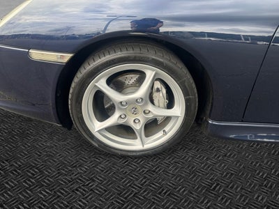2003 Porsche 911 Carrera 4
