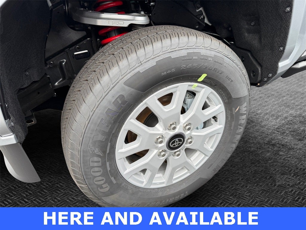 2025 Toyota Tacoma SR5