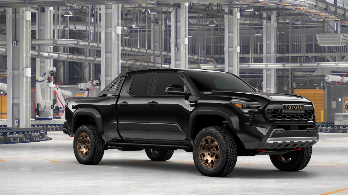 2026 Toyota Tacoma i-FORCE MAX Tacoma Trailhunter