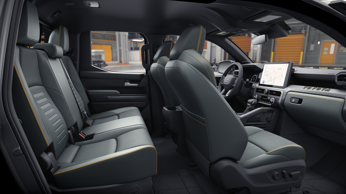 2026 Toyota Tacoma i-FORCE MAX Tacoma Trailhunter