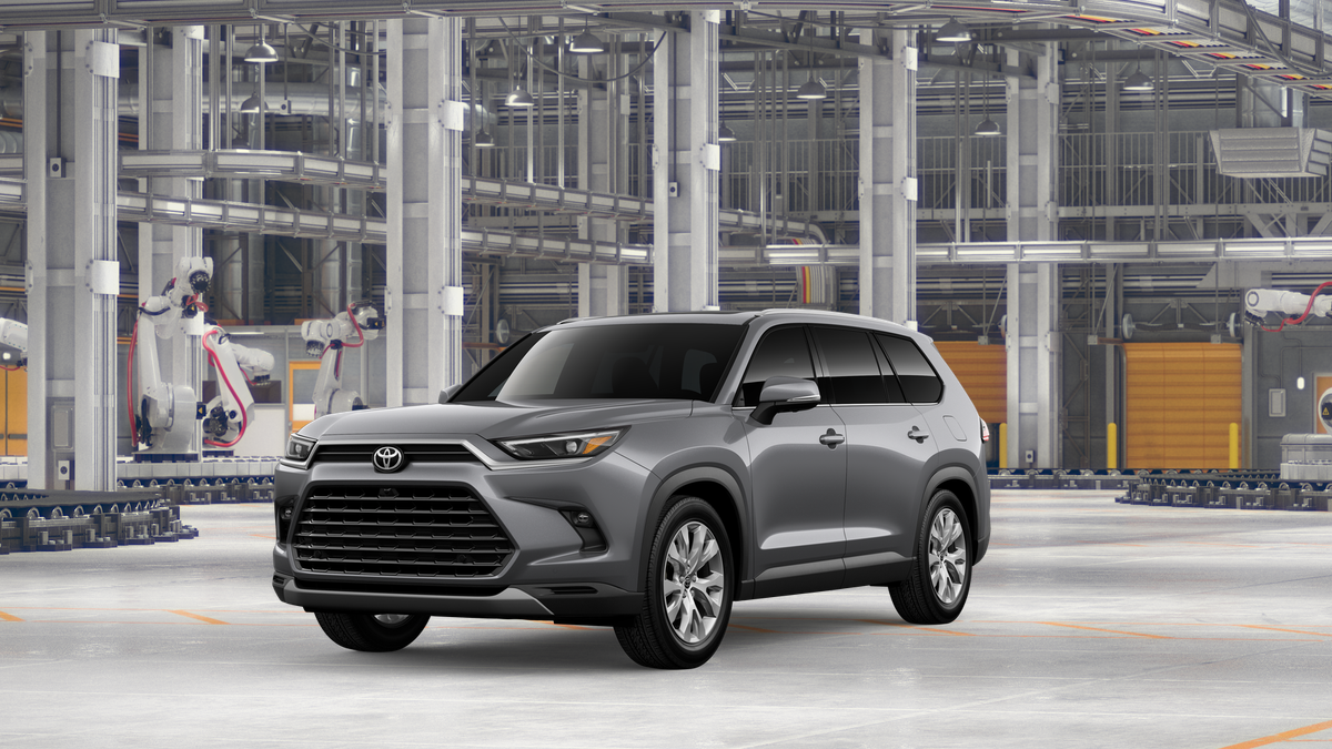 2026 Toyota Grand Highlander Hybrid Limited AWD's photo