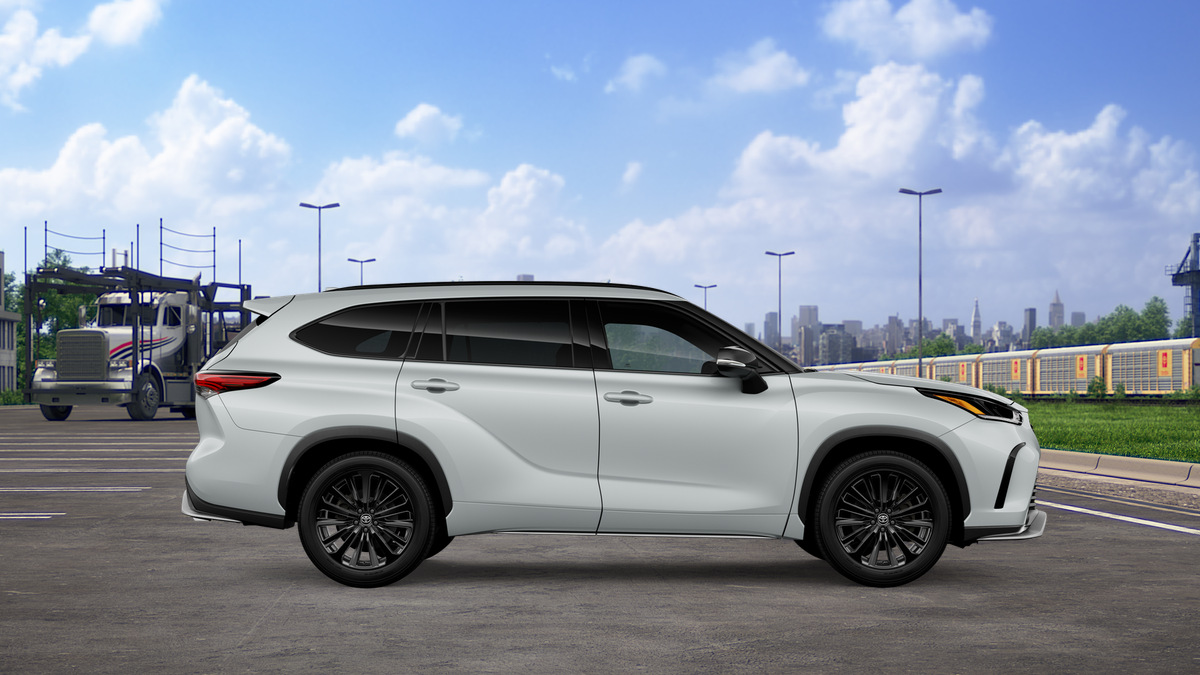 2026 Toyota Highlander XSE
