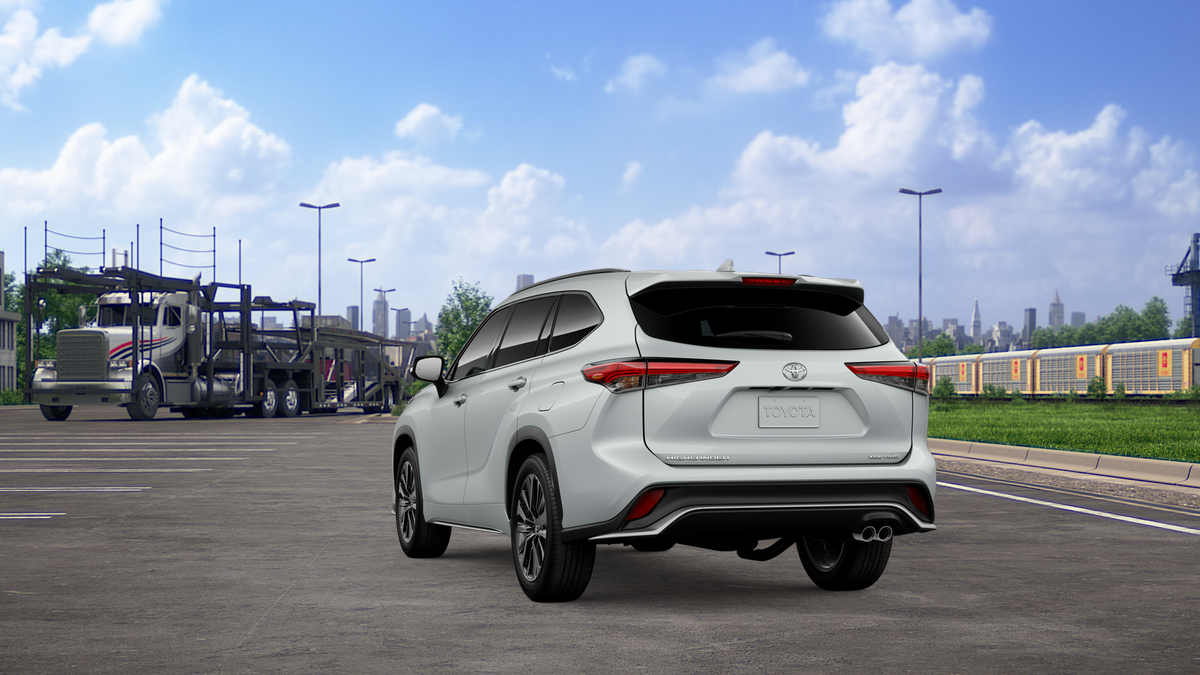 2026 Toyota Highlander XSE