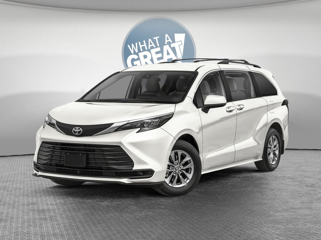 2026 Toyota Sienna LE