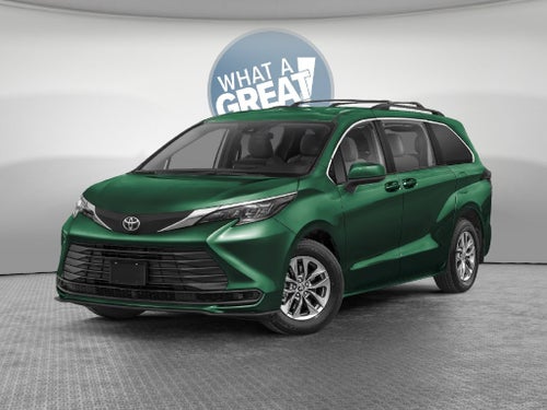 2026 Toyota Sienna LE