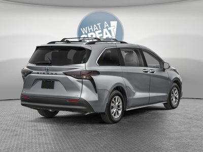2026 Toyota Sienna LE