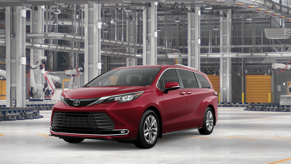2026 Toyota Sienna Limited 7-Passenger Hybrid AWD's photo
