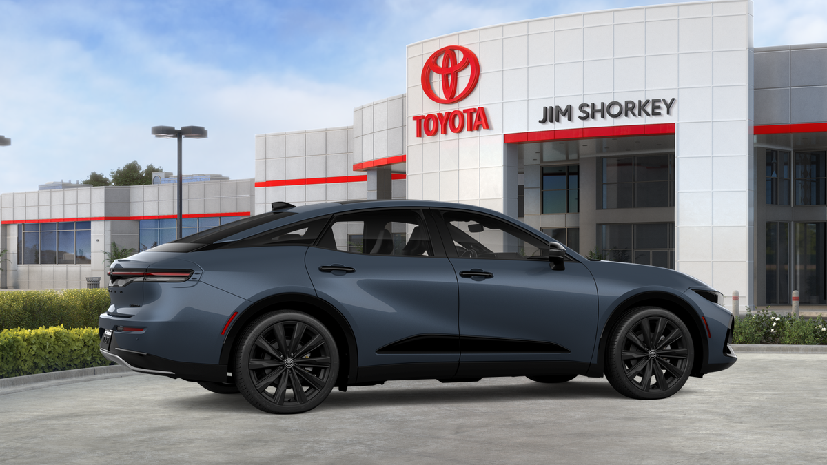 2027 Toyota Toyota Crown Nightshade